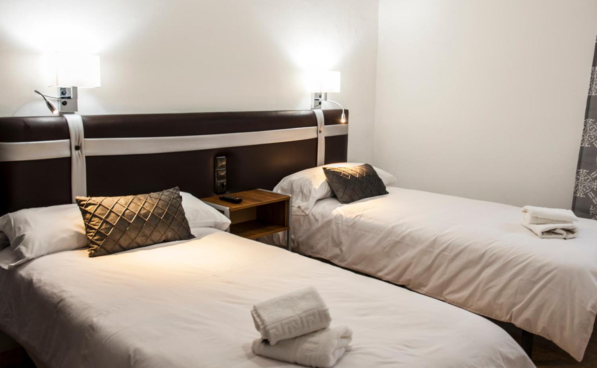 Hostal Las Palomas ลูซีนา ภายนอก รูปภาพ