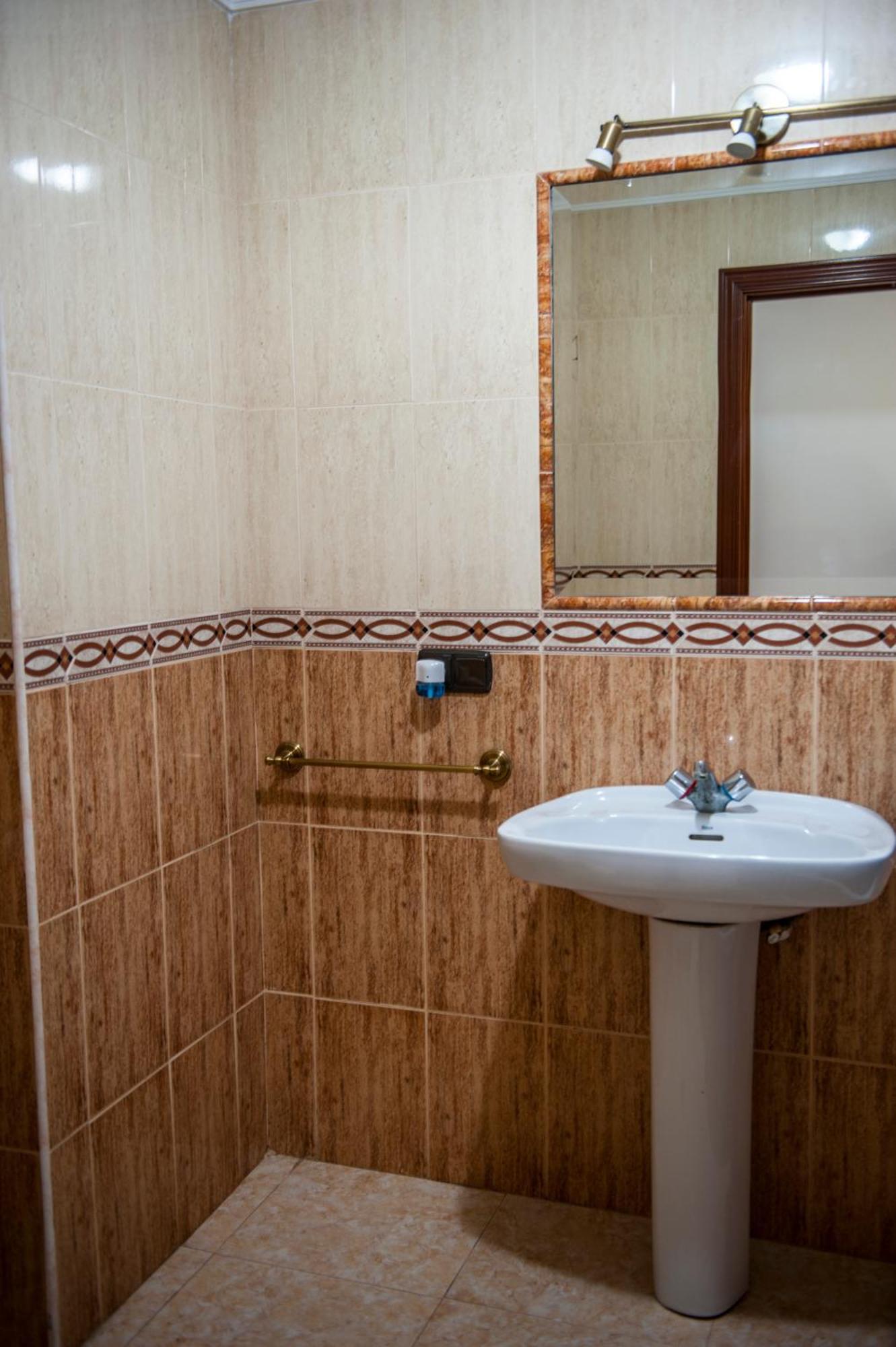 Hostal Las Palomas ลูซีนา ภายนอก รูปภาพ